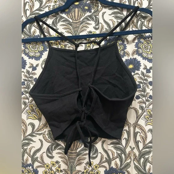 Garage Backless Crop Top - Picture 4 of 5